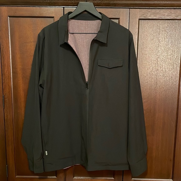 TRAVIS MATHEW L/S REVERSIBLE LIGHT WEIGHT GOLF JACKET. NWOT - Picture 3 of 12